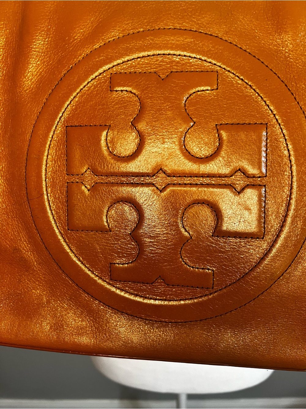 Tory Burch Leather Top Handle Bag Burch
Bombe Leather Tote brown - Picture 3 of 16